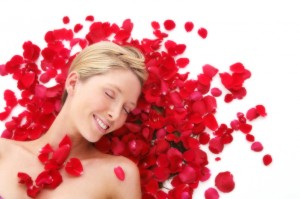 miessence-organic-rose-petals-essential-oil